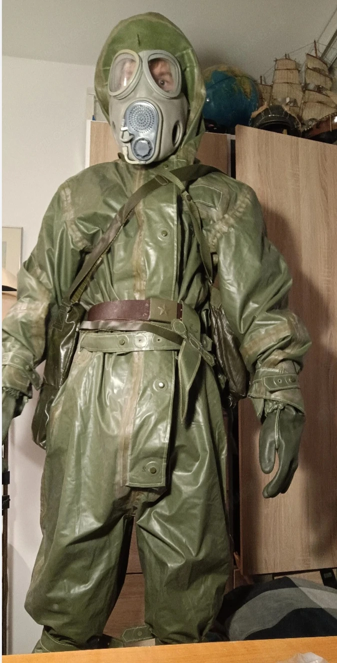 Lust auf Latex,Gummi und Masken 