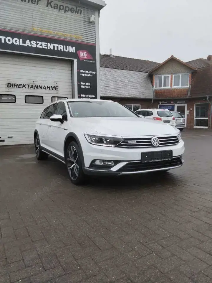 Volkswagen Passat Variant 2.0TDI Alltrack 4Motion Highline-Edition/Volleder