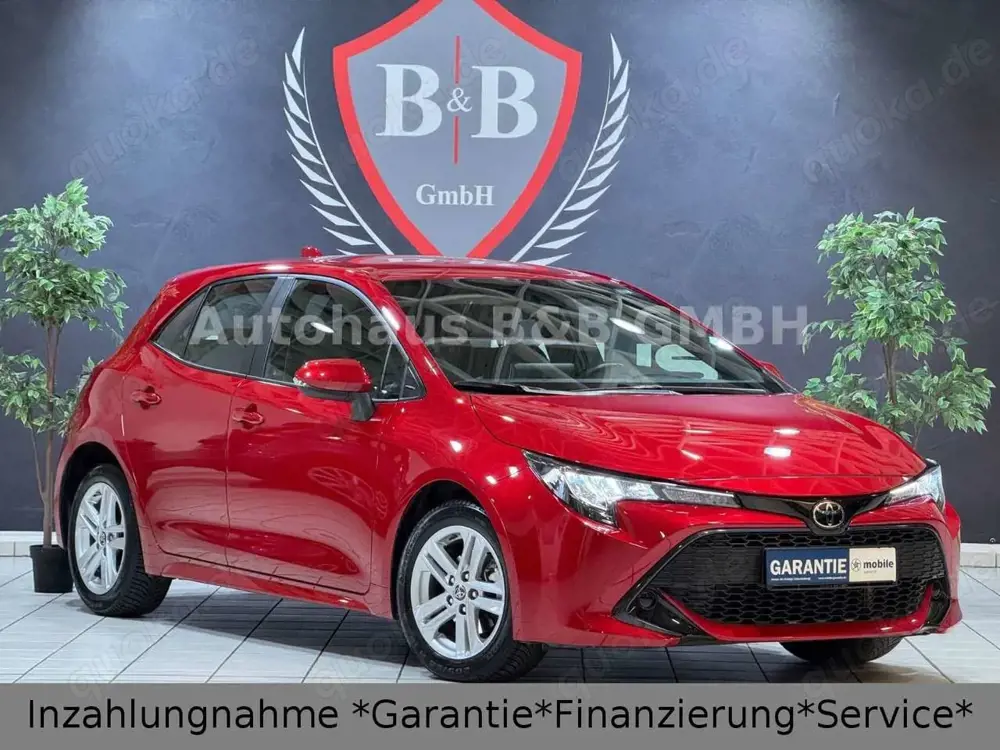 Toyota Corolla Sport*1.HD*Navi*Winterpaket*Kamera*AHK*