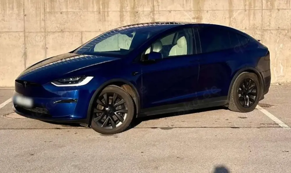 Tesla Model X Model X Plaid