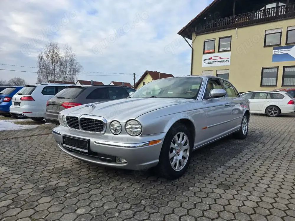 Jaguar XJ6