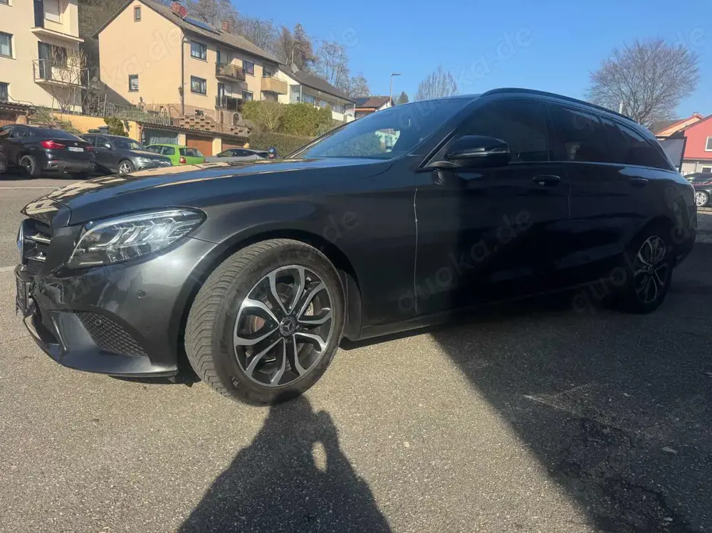 Mercedes-Benz C 220 C 220 VOLLVIRTUELL TEILLEDER LED R KAMERA ACC!!