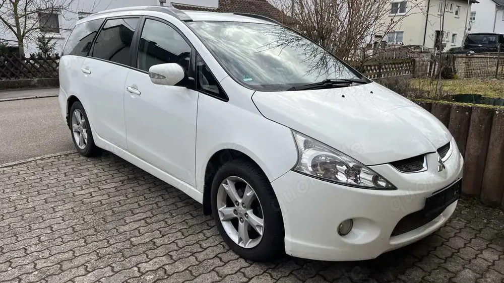 Mitsubishi Grandis 2.4 Inform
