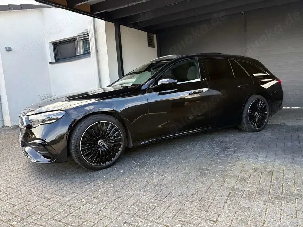 Mercedes-Benz E 300 de T Prem+/AMG/Massage/Night/20"/AHK/AC-Lader/HUD/Pano/Superscreen/MwSt