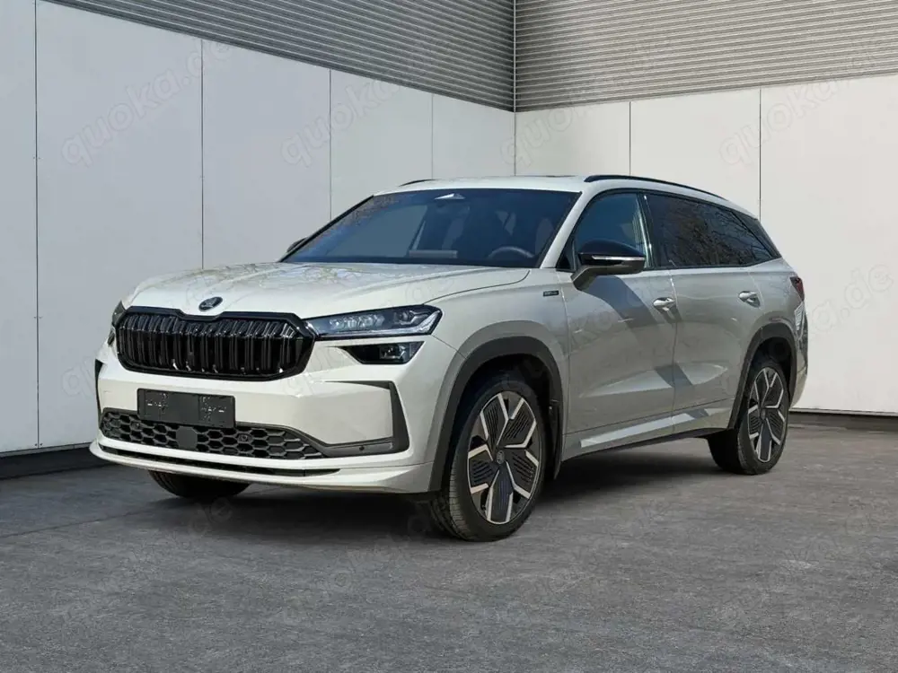 Skoda Kodiaq Sportline 4x4+AHK+PANO+KAMERA+EL. HECKKL.+PDC+2...
