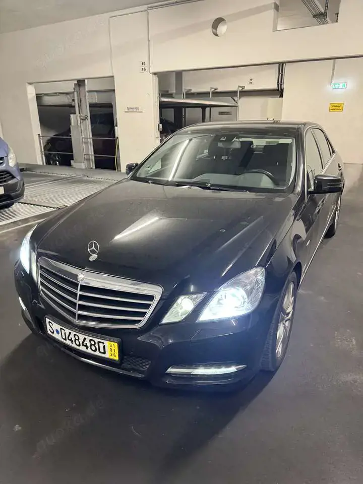 Mercedes-Benz E 200 E 200 CGI BlueEfficiency Avantgarde Limousine