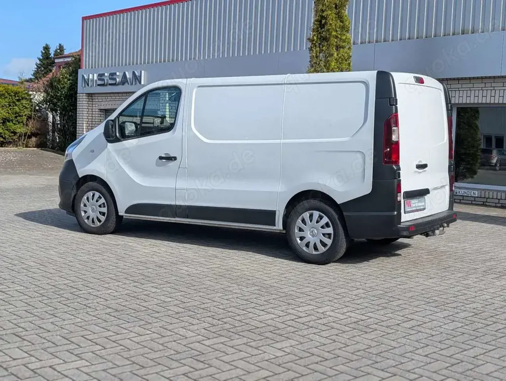 Nissan NV300