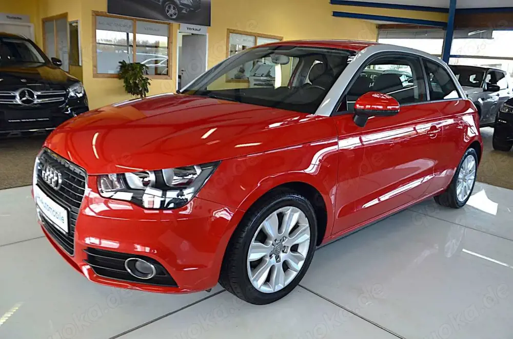 Audi A1 ambition KLIMAANLAGE / SITZHEIZUNG / PDC