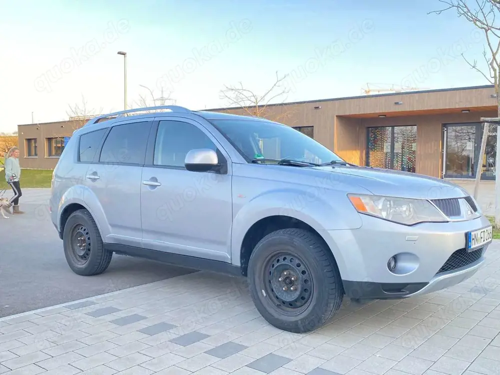 Mitsubishi Outlander 2.2 di-d Instyle