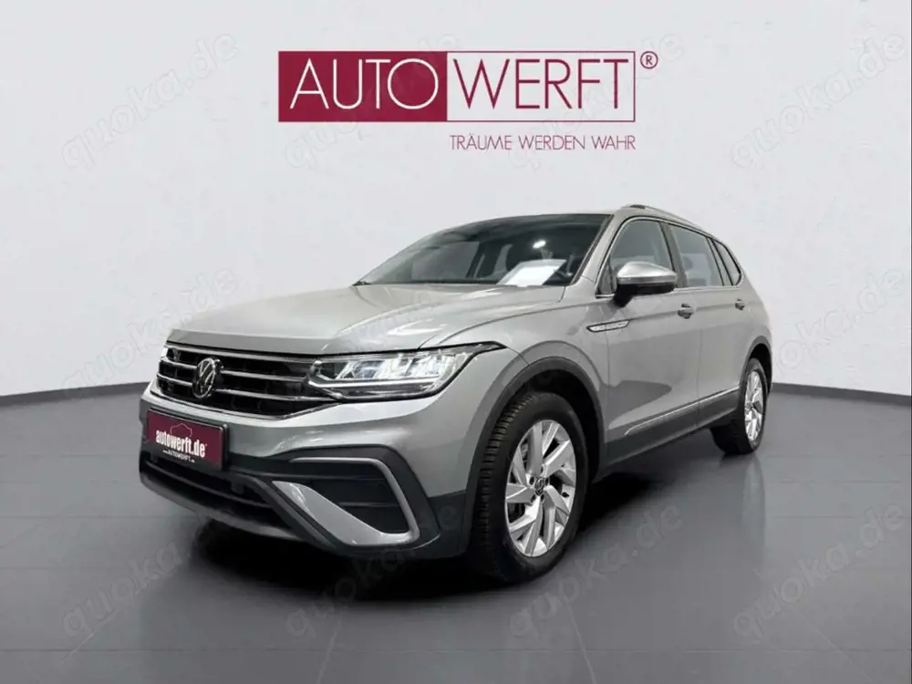 Volkswagen Tiguan Allspace 1.5 TSI DSG LIFE 7SITZER AHK LED NAVI PDC SHZ 18Z
