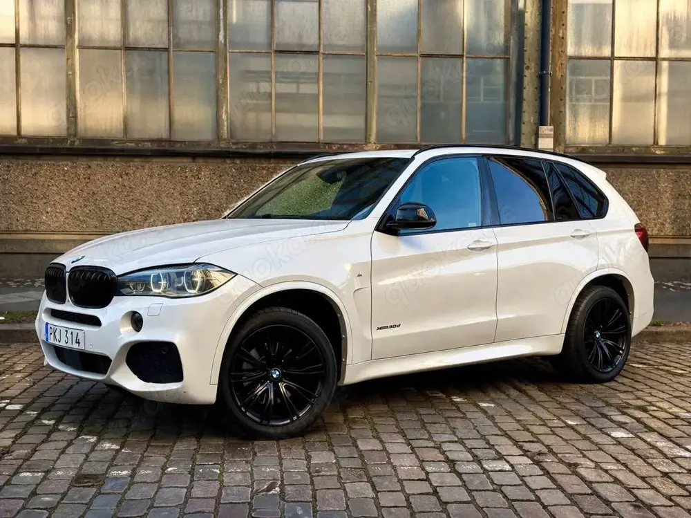 BMW X5 X-DRIVE 40d M-SPORT 7-SEATS PANORAMA HUD SOFTCLOSE