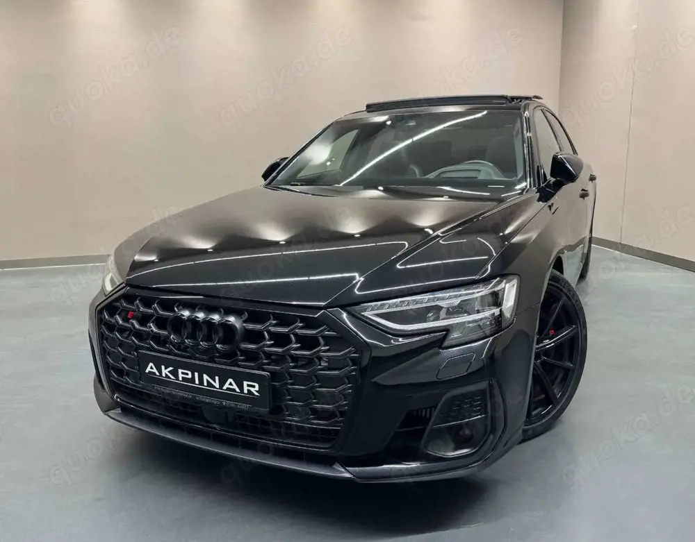 Audi S8