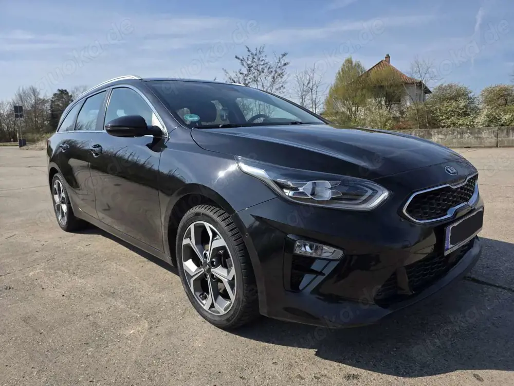 Kia Ceed SW / cee'd SW 1.6 CRDi Eco-Dynamics DCT7 Platinum