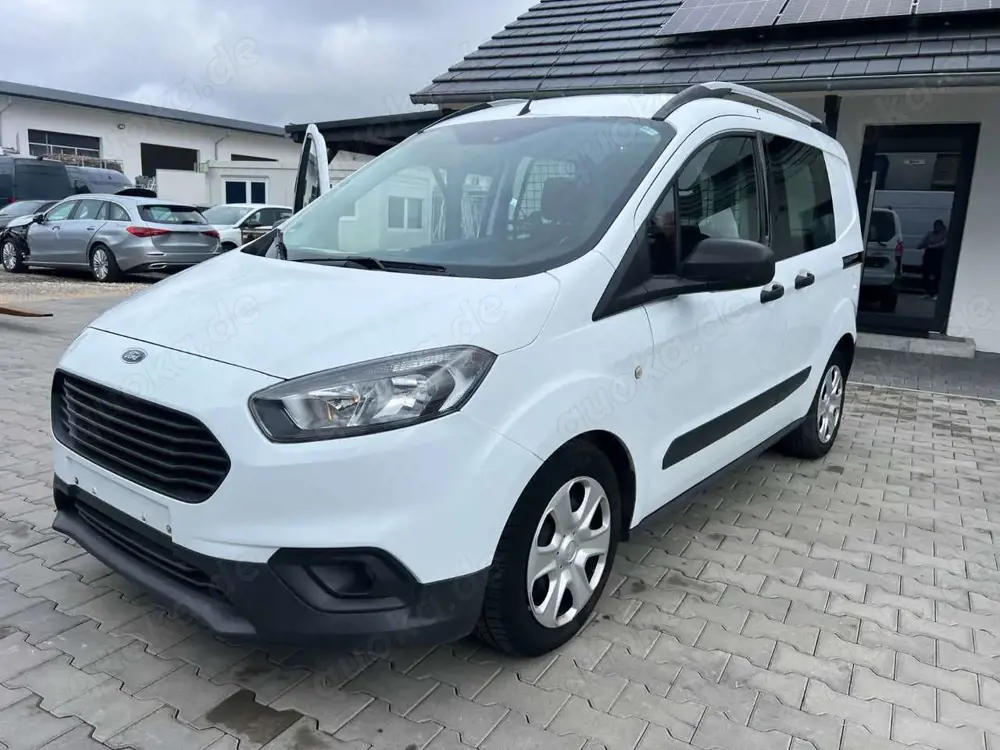 Ford Transit Courier Trend