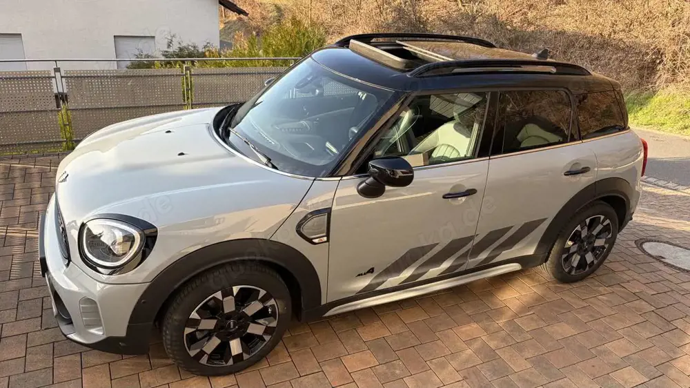 MINI Cooper S Countryman Cooper S Untamed Edition All4. Garantie HUD AHK