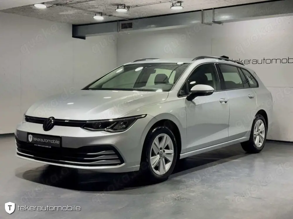 Volkswagen Golf Variant Golf VIII 1.0 eTSI Variant *Life*CarPlay*Navi*LED*