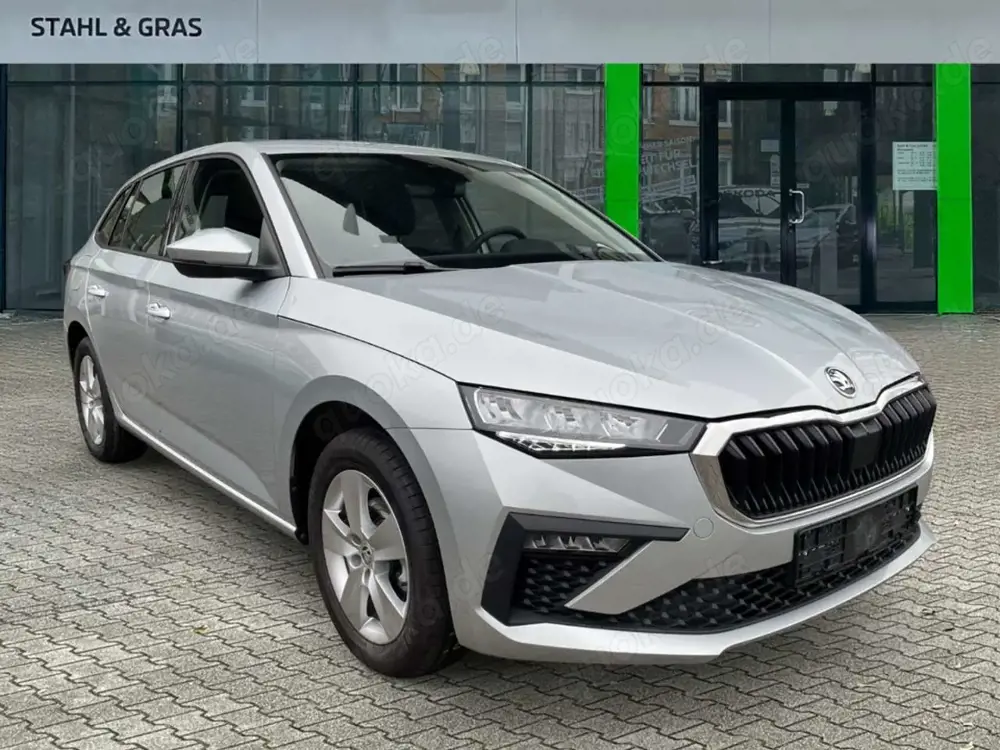 Skoda Scala Essence 1.0 TSI DSG Digitales Cockpit LED Apple Ca