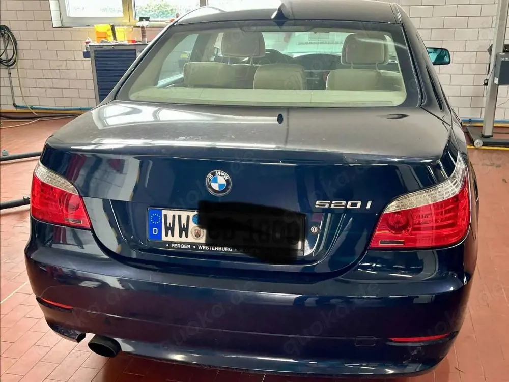 BMW 520 520i
