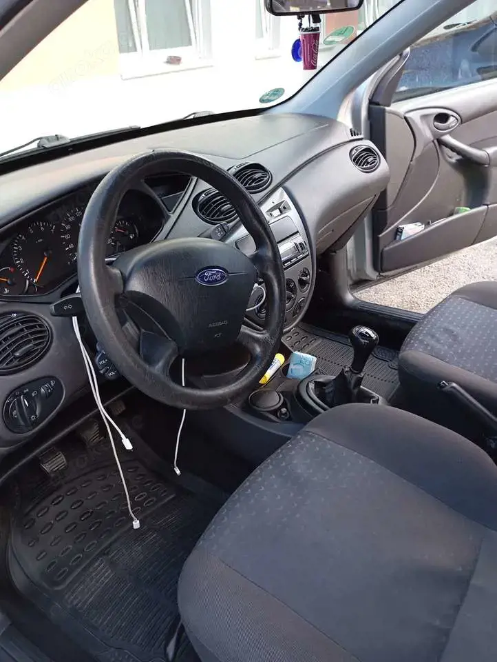 Ford Focus Focus 1.6 Futura