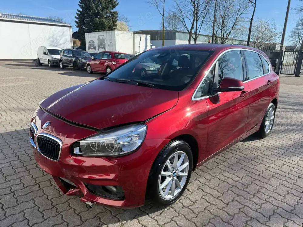 BMW 218 2 Active Tourer 218 i AUTOM. !
