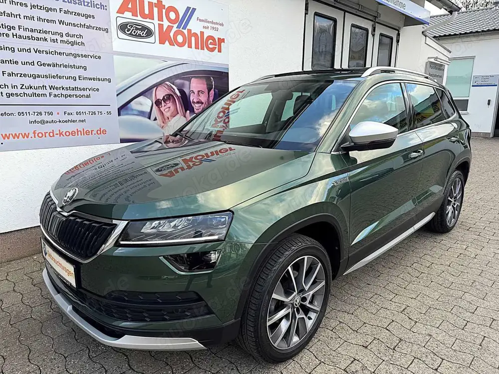 Skoda Karoq SCOUT 1,5 TSI Automatik FWD (viele Extras)