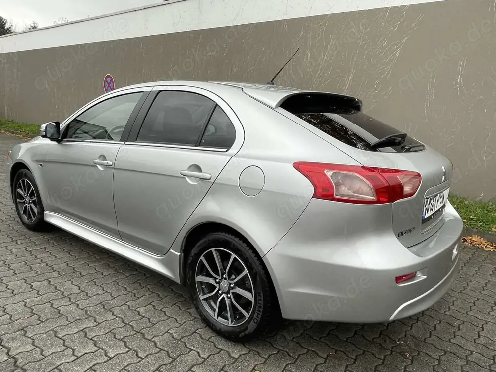 Mitsubishi Lancer Plus