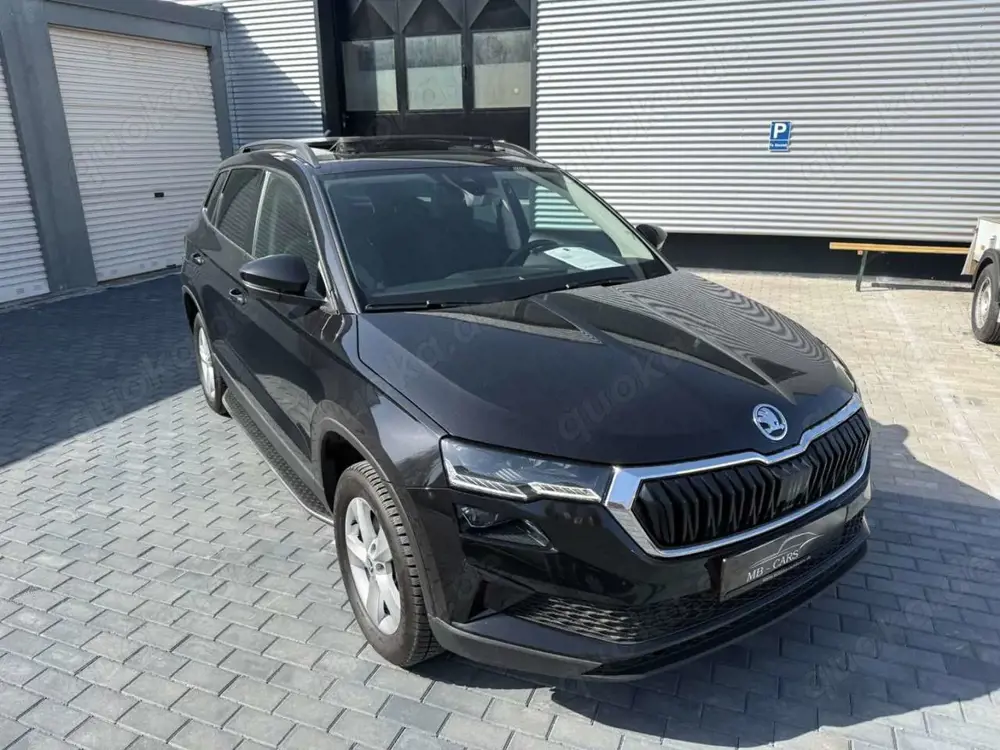 Skoda Karoq Ambition*VIRTUAL*NAVI*AHK*PANO*LED*TRITTBR