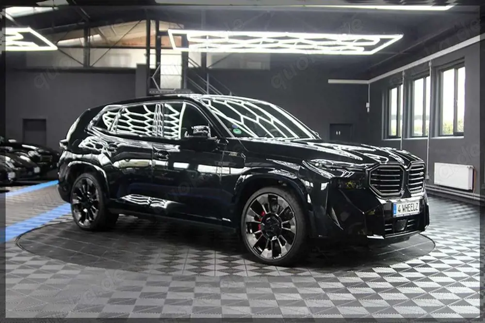 BMW XM 4.4 PANO / CAM / PDC