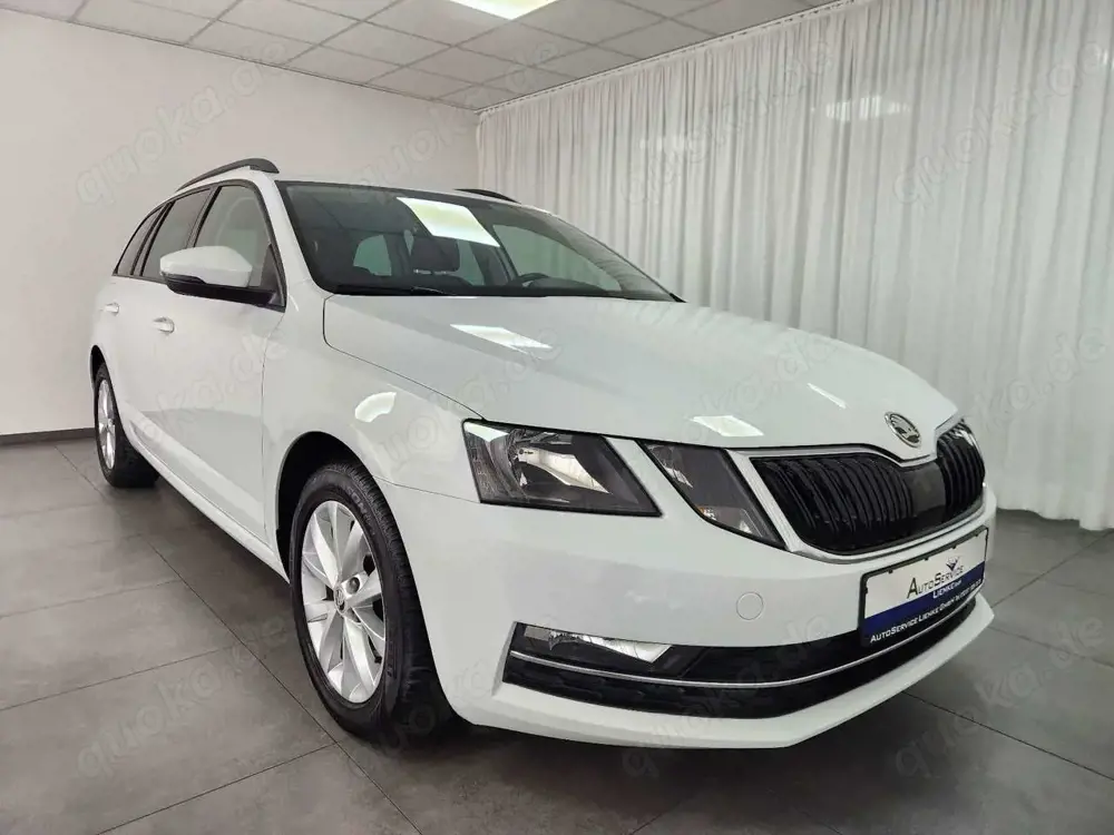 Skoda Octavia Combi STYLE NAV SHZ TEL CarPlay MS Kam.
