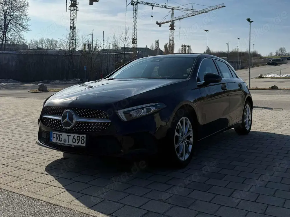Mercedes-Benz A 200 A 200 7G-DCT