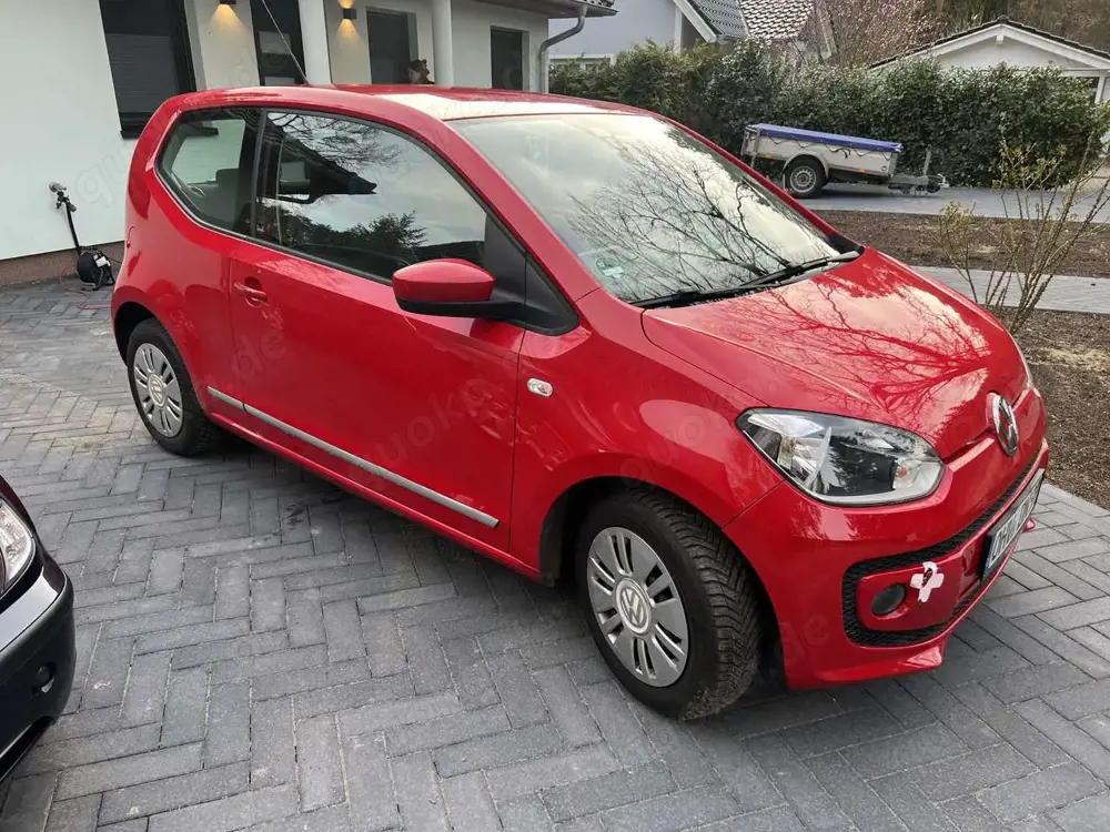 Volkswagen up! move up!