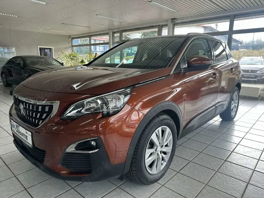 Peugeot 3008 1.2 PureTech 130 Active*1.Hand*LED*Navi*PDC