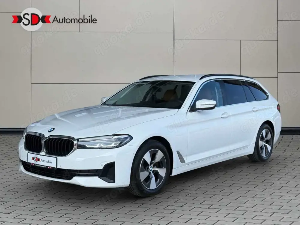 BMW 520 d Leder Navi 8xAlu Garantie Live-Cockpit DAB