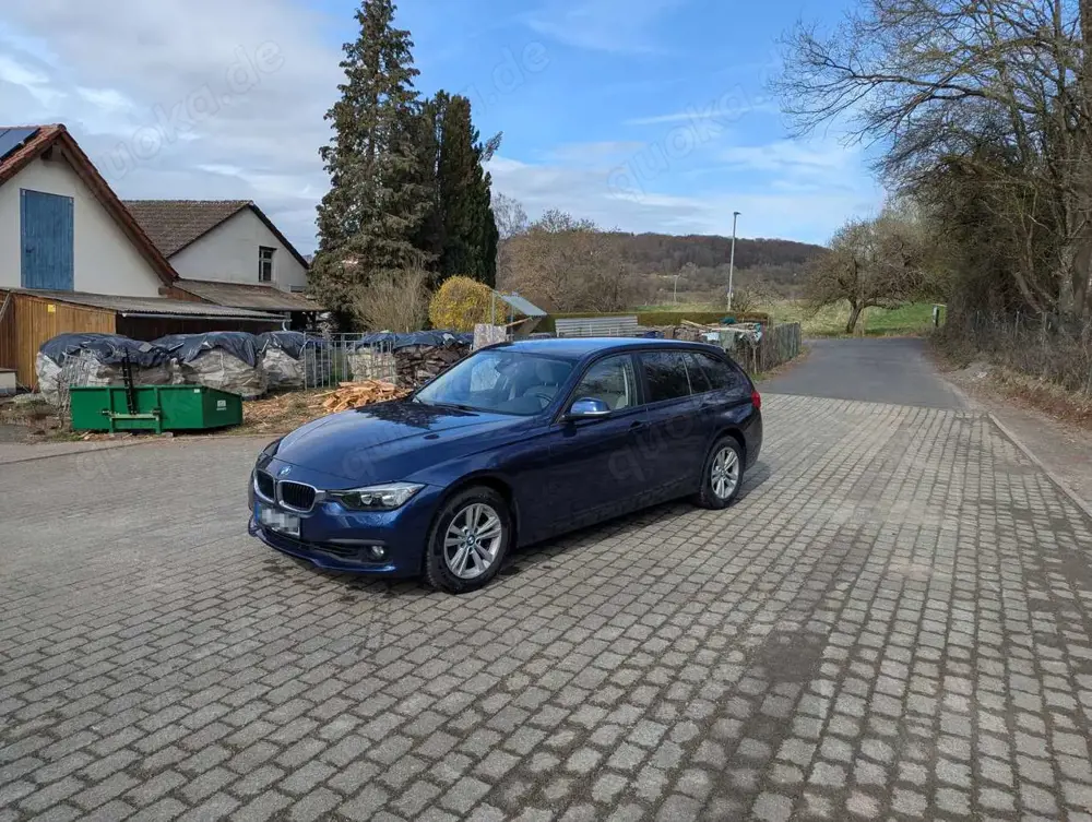 BMW 320 320i Touring xDrive Aut. Advantage