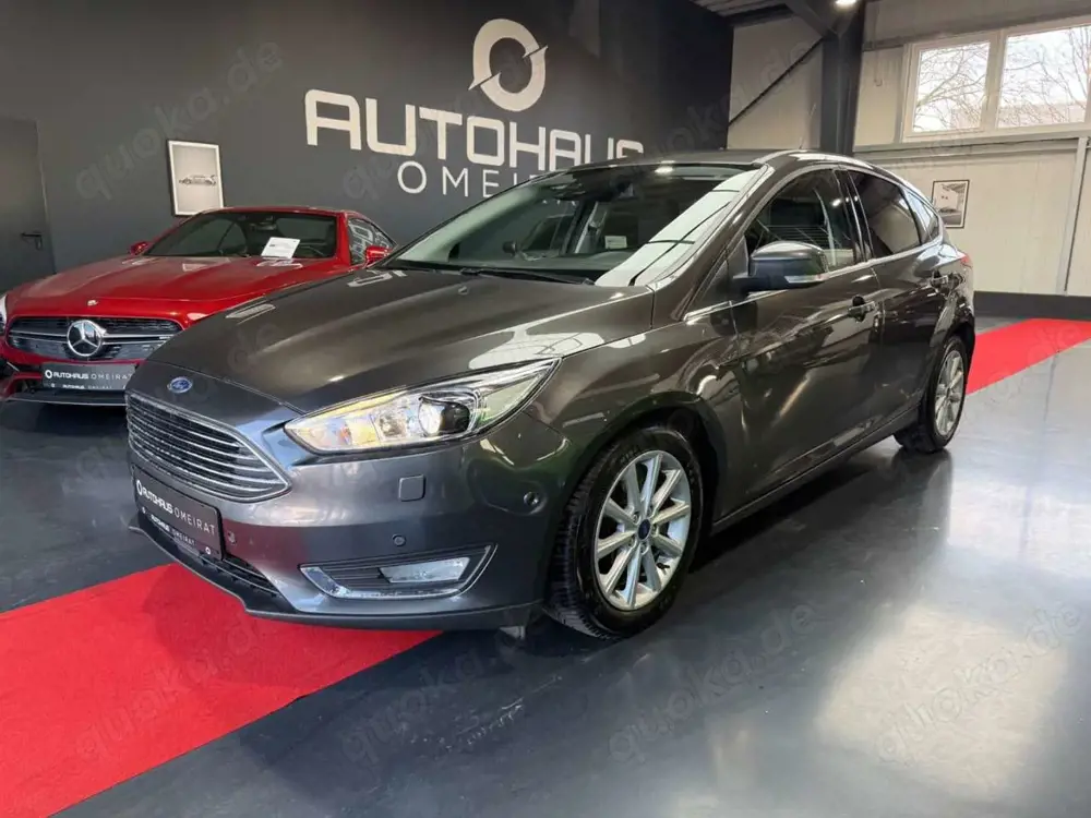 Ford Focus Titanium 1HD/Kamera/ACC/Automatik/Bi-Xenon