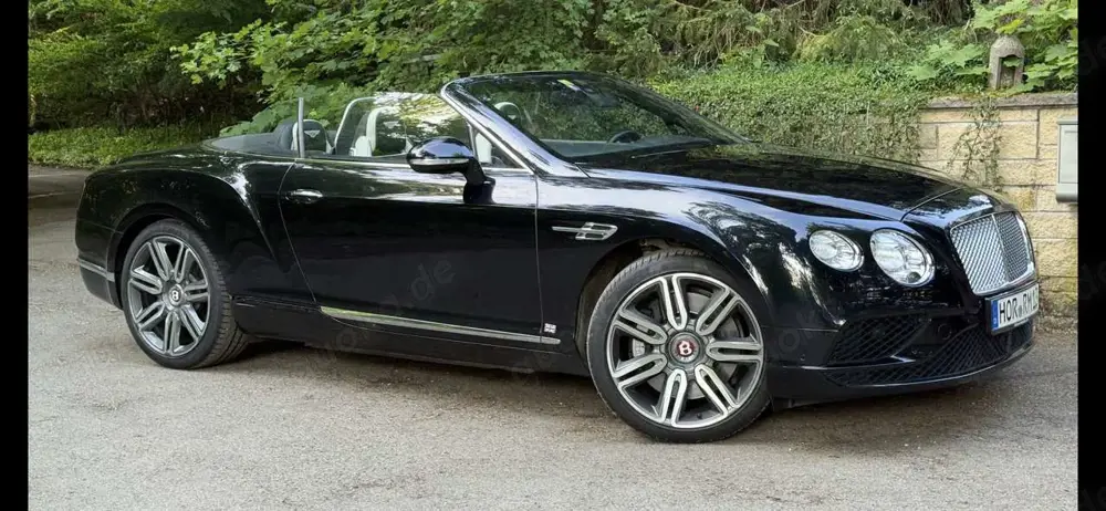 Bentley Continental GTC umfangreiche Ausstattung wie bei Bentley üblich