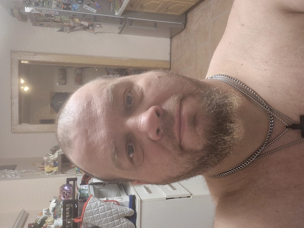 Hallo Ich suche eine Fickfreundin aus der Nähe Hoyerswerda 
