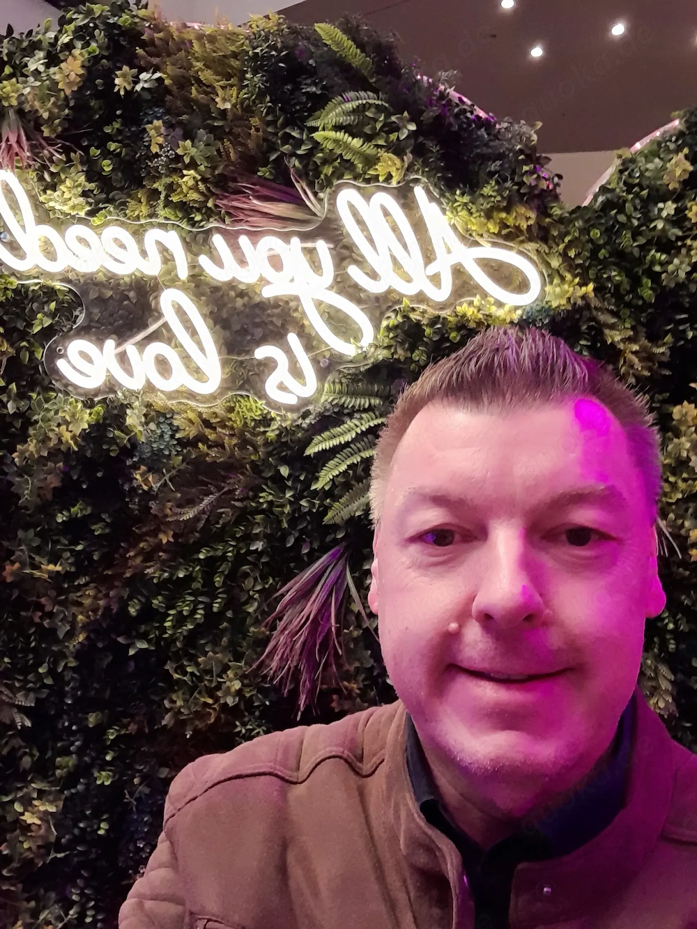 ANAL  ganz  Langsam . 