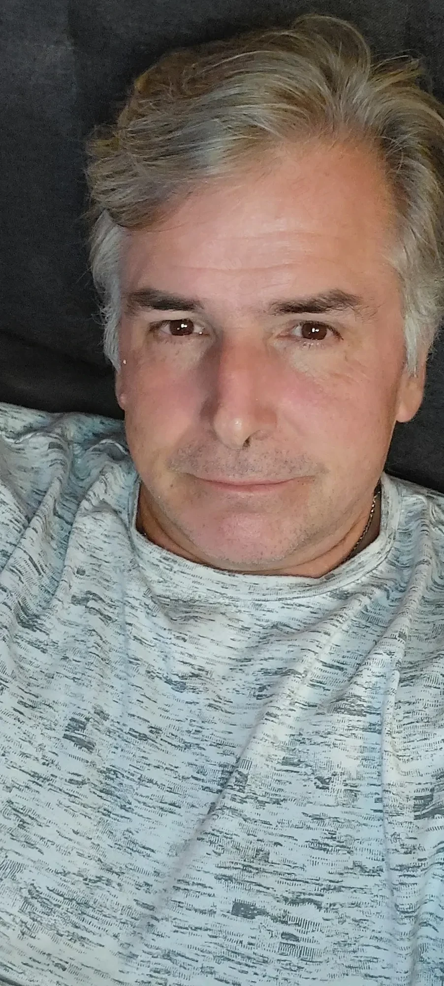 Welche Sie hat Lust auf Sex sich  mit reifen Mann zu treffen?