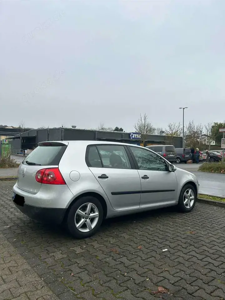 Volkswagen Golf 1.6 Automatik Comfortline