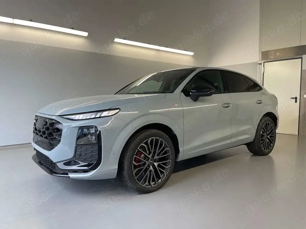 Audi Q3 Sportback NEU TFSI 265 PS quattro S line Pano+T...