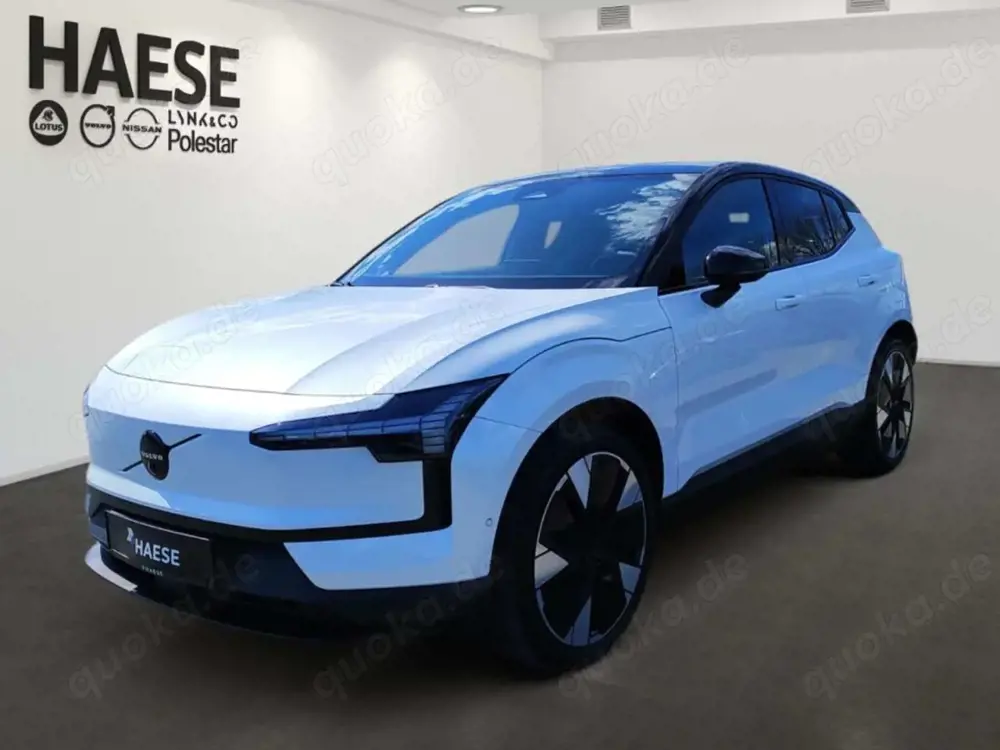 Volvo EX30 AWD Performance Ultra Pure Electric AHK StandHZG P