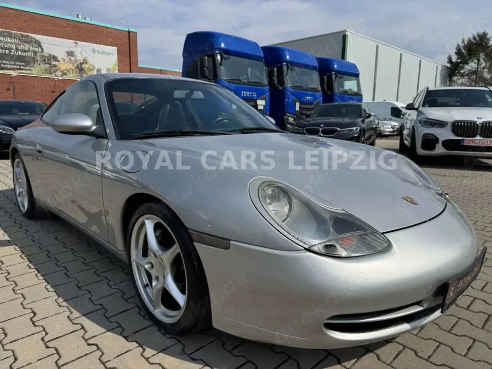 Porsche 911 (996) Carrera 4