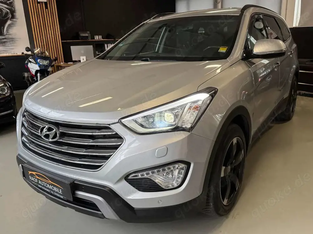 Hyundai Grand Santa Fe
