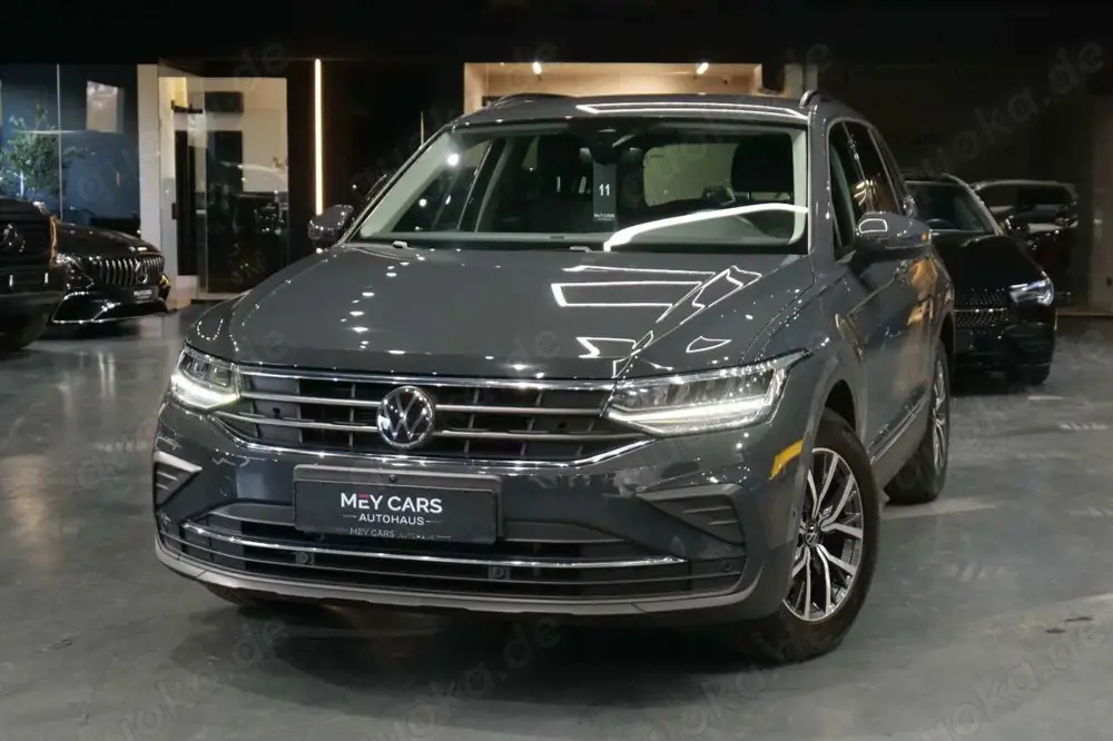 Volkswagen Tiguan Life *Kamera*Automatik*ACC*AHK*MwSt*