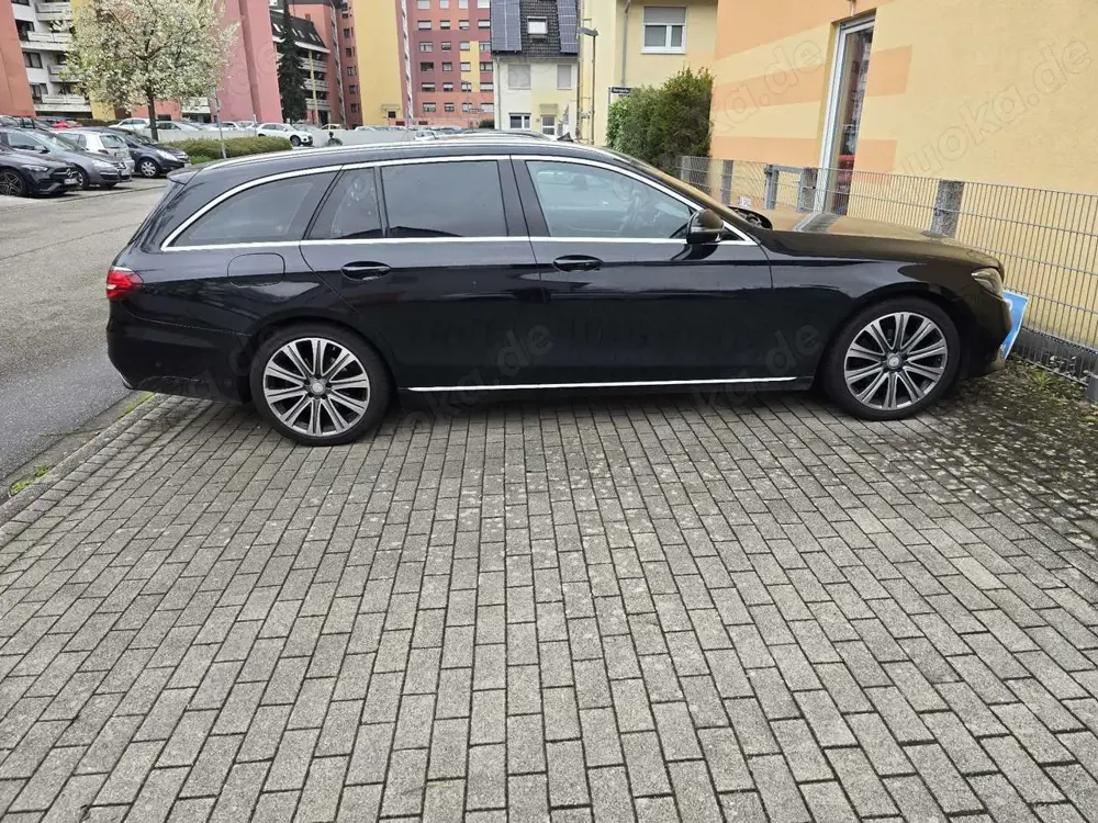 Mercedes-Benz E 220 E 220 d T 9G-TRONIC Avantgarde
