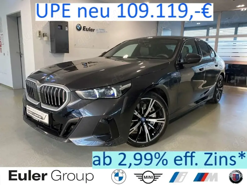 BMW 550 e xDrive M Sport 20'' IconGl Pano BW KomfSi belüf