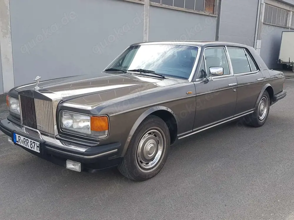 Rolls-Royce Silver Spirit
