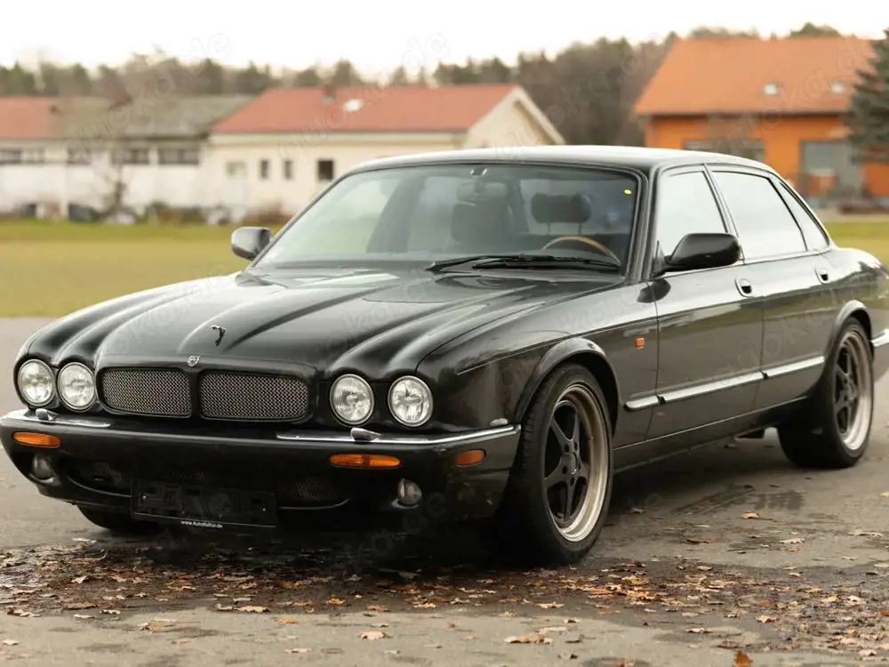 Jaguar XJR XJR