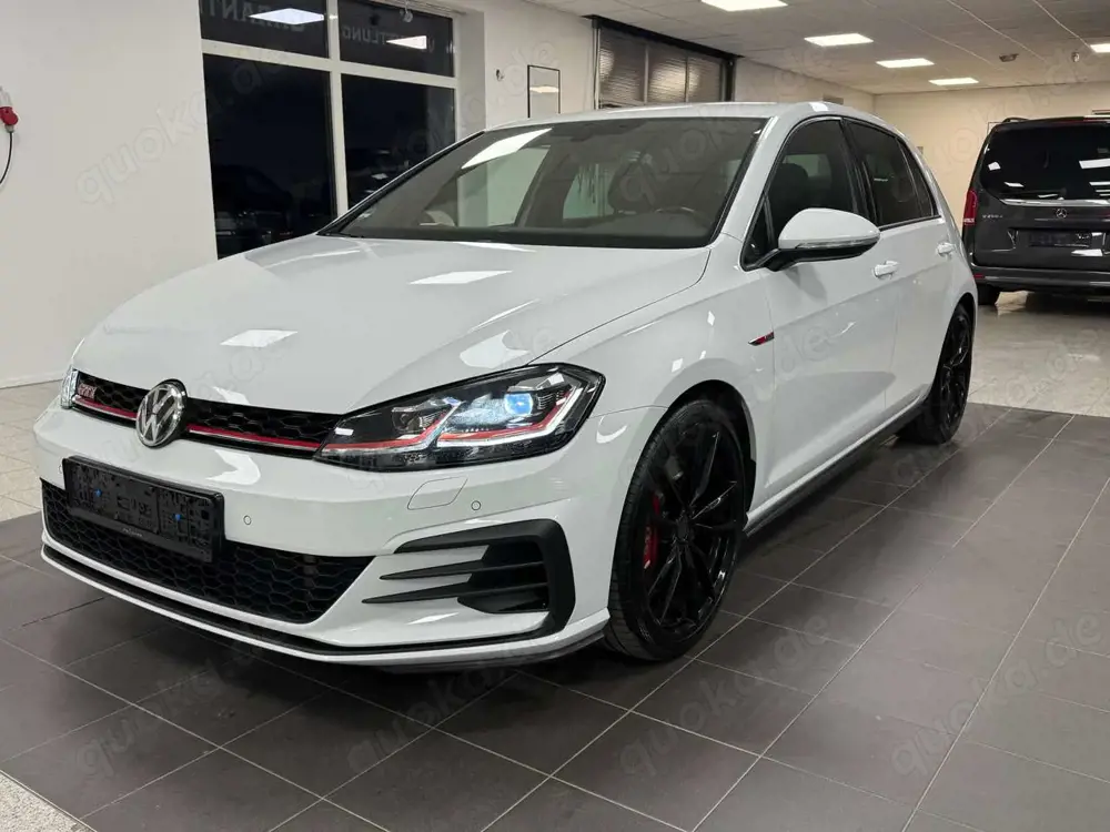 Volkswagen Golf GTI GTI Performance BMT/Start-Stopp/Kamera/Sitzheiz/